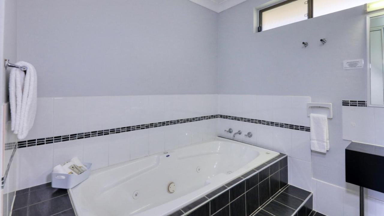 Kempsey Powerhouse Motel Екстер'єр фото
